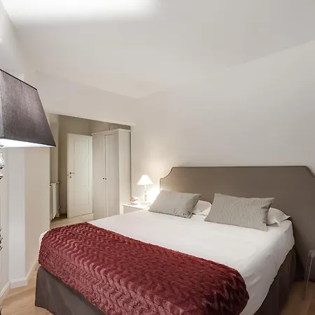 - Ponte Vecchio Guelfo Apartment