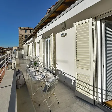 - Ponte Vecchio Guelfo فلورنس